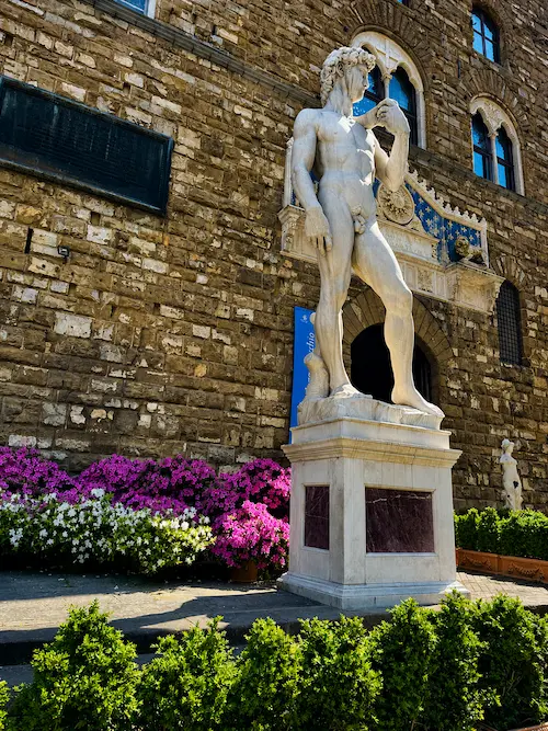 Jewish Florence Tuscany tours โ Michelangelo's David statue