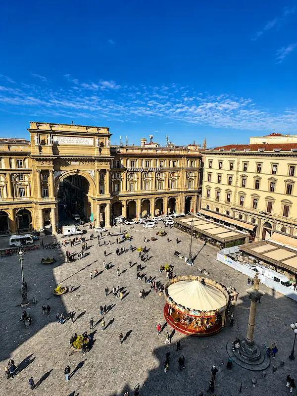 Jewish Florence Tuscany tours โ Piazza della Repubblica